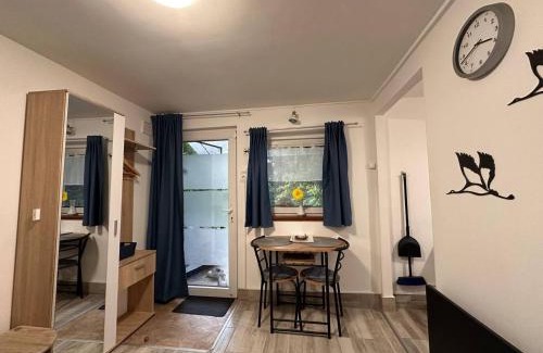 Szentendrei House | Tiny Forest Apartment