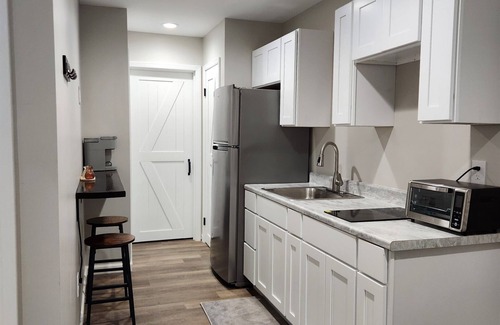 Leesburg House | Tiny Home in Leesburg - Convenient to Leesburg Landing and Cherokee Rock Village