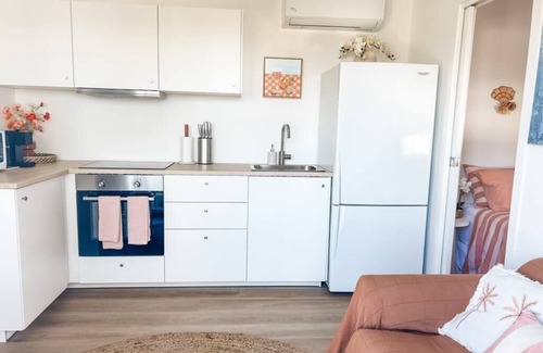 Barrack Heights Villa | Tiny home in Shellharbour, South Coast, NSW