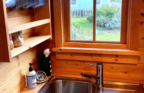 Point Roberts Cabin | Tiny home just steps from South Beach!
