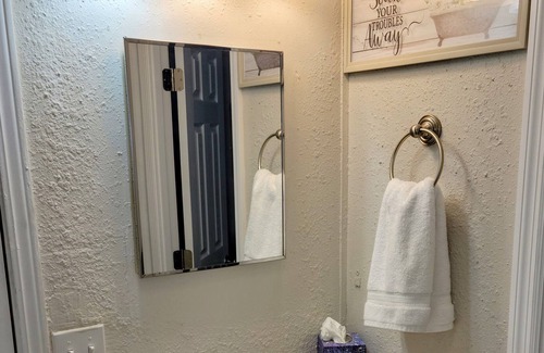 Apopka House | Tiny Home Near Disney