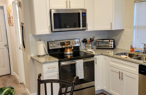 Apopka House | Tiny Home Near Disney