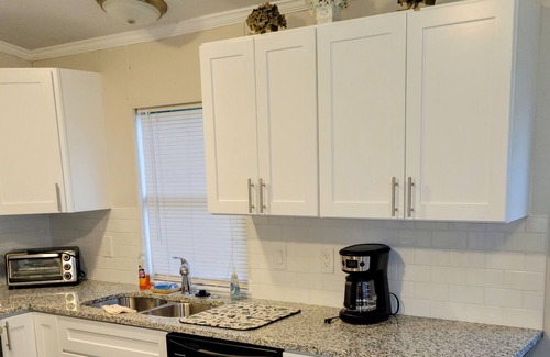 Apopka House | Tiny Home Near Disney