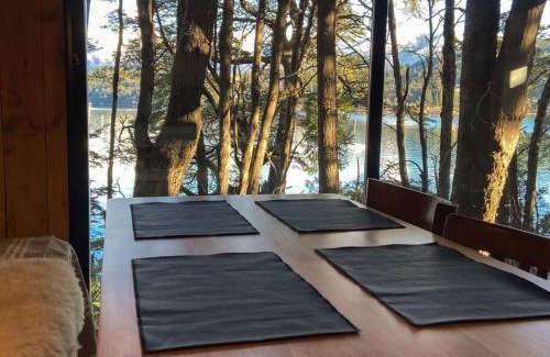 Peninsula San Pedro House | Tiny house sobre el lago nahuel huapi