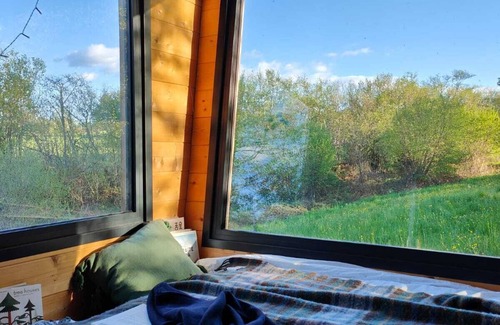 Saint-Jacques-d'Ambur Ski Chalet | Tiny House LES CHAUMES