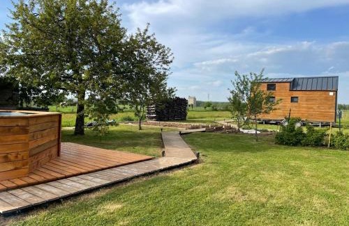 Sainte-Marie-en-Chaux Cabin | Tiny House