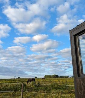 Annouville-Vilmesnil Ski Chalet | Tiny House La Cavalerie, au milieu des chevaux !