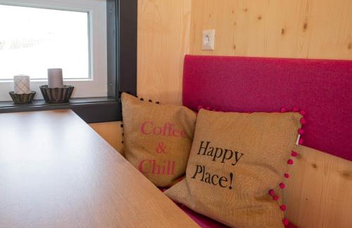 Perwang am Grabensee Apartment | Tiny-House mit großer Terrasse zum Genießen!