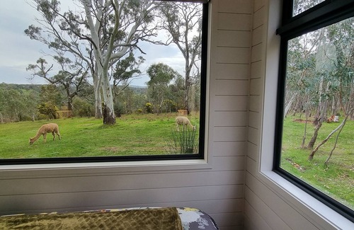 Macclesfield House | Tiny House/Retreat in Adelaide Hills. Secluded, peaceful, country views.