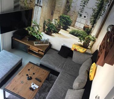 Dunajska Luzna Apartment | Tiny House with Private Pool