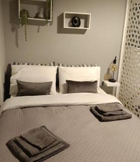 Nea Erithraia Apartment | TINY LITTLE STUDIO