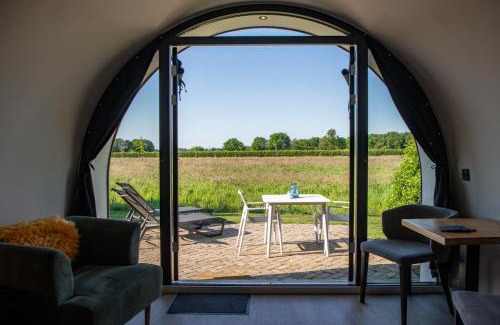 Stieltjeskanaal Ski Chalet | Tiny Natuurlodge voor 2 personen met vrij uitzicht over landerijen
