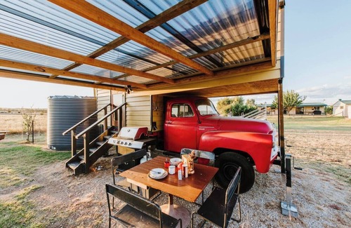 Frog Rock House | Tiny Truck at Ithaca Mudgees Most Unique Stay