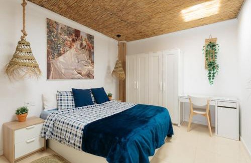 Montolivet Apartment | Tiny Valencia Gem - 2BR - Relax