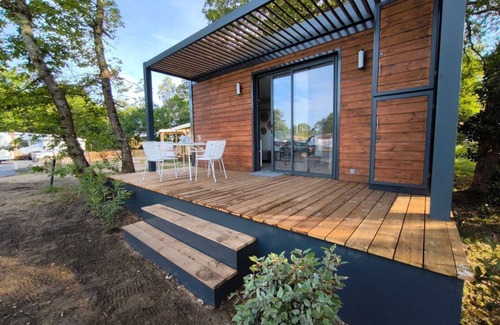 Herm Ski Chalet | TinyHouse d'Herm, at the gateway to endless pine forests and the Atlantic Ocean!