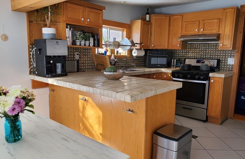 South Bend House | Tip of the Peninsula Lake House Retreat