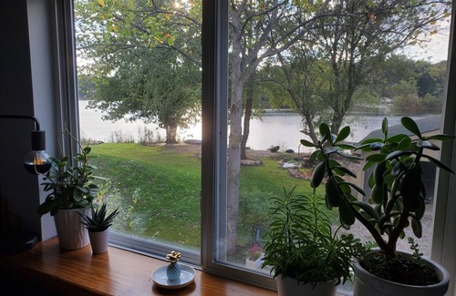 South Bend House | Tip of the Peninsula Lake House Retreat