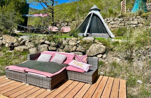 Luceram Other | Tipi sous les étoiles option petit déjeuner et dîner