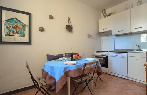 Costa dʼOneglia Apartment | Tipica Casa Ligure in Borgo Antico