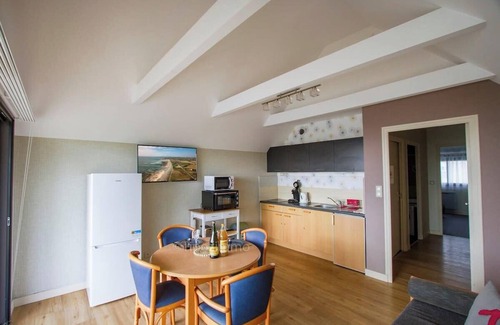 Pouldreuzic Apartment | Tipoz'immo-Le Grand Grand 210 -view and direct access to the sea-pets accep