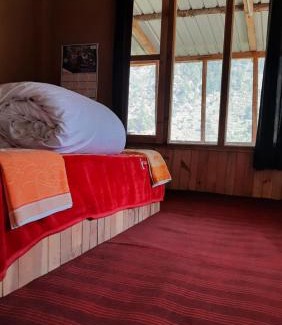 Banjar House | Tirthan Ecostay