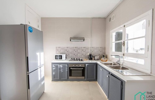 Sidi Dhrif Apartment | Le Parfait II : Bord de mer, central et luxueux