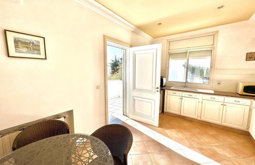 La Marsa Apartment | Safran II Apt de charme avec Terrasse à la Marsa