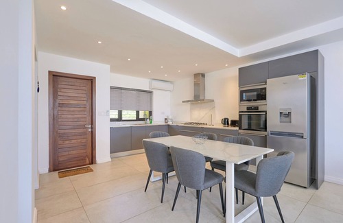Bain Boeuf Apartment | To complete