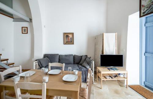 Nicosia Apartment | To Hani - Kamara Studio