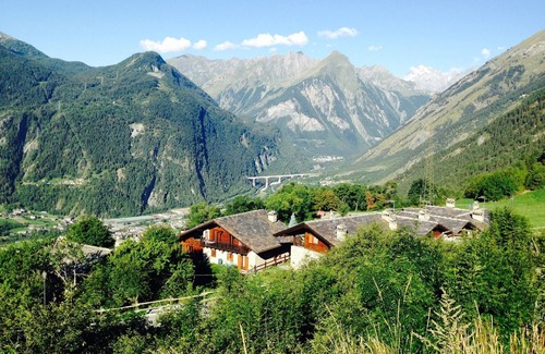 La Salle Apartment | TO L'ANCIENNE FONTAINE