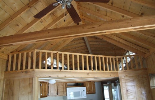 Spencer Cabin | TO-Lofted cabin in woods-Cumberland Plateau Retreat (Three + nights $75 OFF)