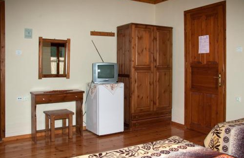 Agios Germanos House | To Petrino Guesthouse