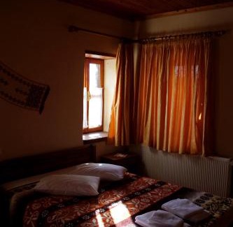 Agios Germanos House | To Petrino Guesthouse