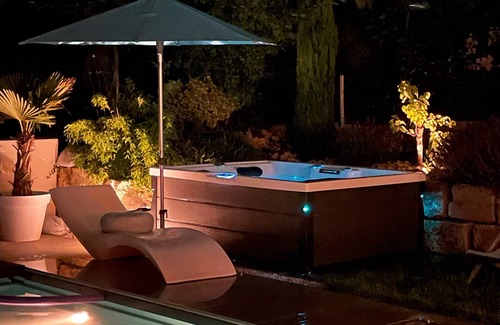 Battenberg Villa | To the vintage villa with vineyards and a view of the Rhine valley