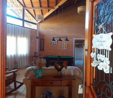 Sao Bento do Sapucai House | Toca - Bairro Serrano
