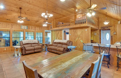 Toccoa Cottage | Toccoa Vacation Rental w/ Game Room & Boat Dock!