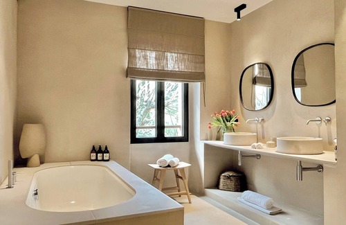 Saint-Paul-de-Vence House | Toile Blanche