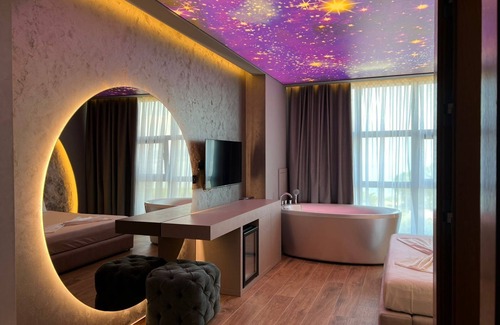 Udenisht Hotel | Toka Hotel Restaurant