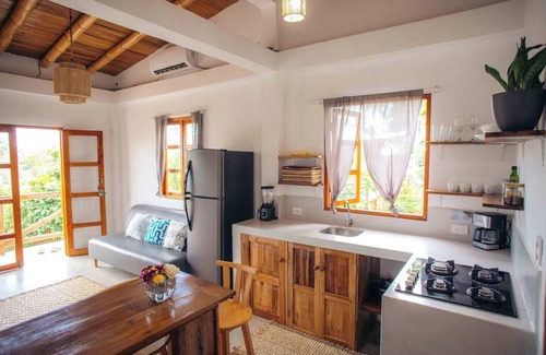 Montanita Apartment | Tokyo Apartment @Casa Barona at the surf point