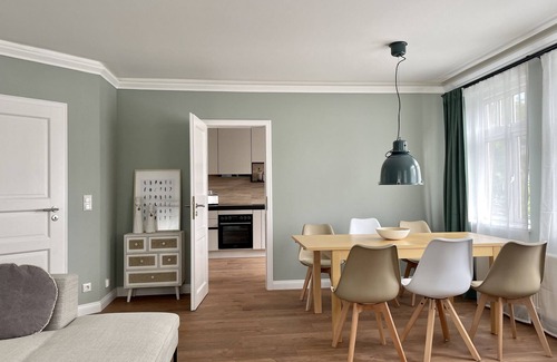 Wismar Apartment | Tolle Familienwohnung mit Ausblick auf Stadtkanal und St.nikolai Kirchenschiff