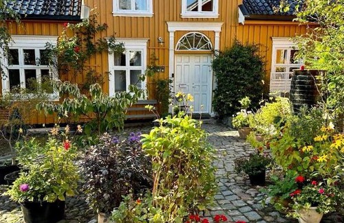 Larvik Bed & Breakfast | Tollgaarden Gjestegaard