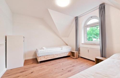 Alt-Hamborn Apartment | Tolstov Apartments - 3 and 4 Room Apartments