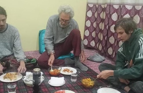 Brein House | Tom and Jerry homestay Kashmir Srinagar