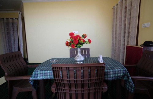 Brein House | Tom and Jerry homestay Kashmir Srinagar