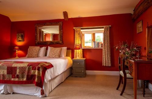 Andoversford House | Tom's Barn