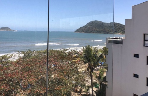 Tombo Apartment | TOMBO BEACH - PÉ NA AREIA - GUARUJÁ - 2 DORMTS Wi-FI -