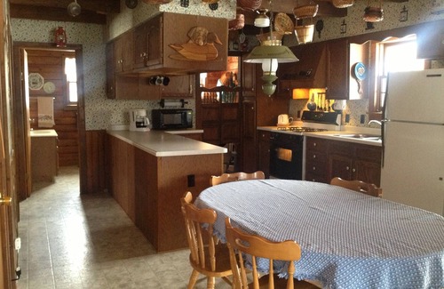 Amherst Cabin | Tomorrow River Ridge Cabin, Private, Cozy and On Water