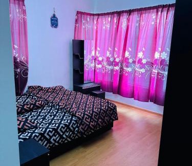 Batu Caves Apartment | Tom’s Homestay