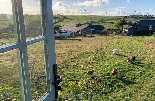 St Wenn House | Toms Hut and Robins Rest Shepherd Huts near Wadebridge