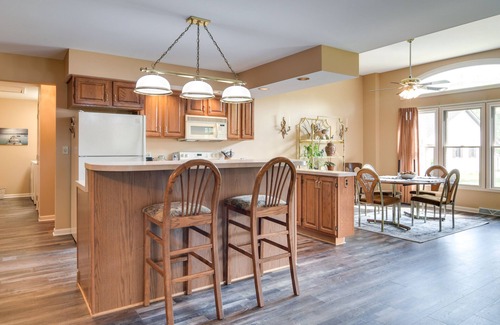 Tonawanda House | Tonawanda Vacation Rental ~ 13 Mi to Niagara Falls